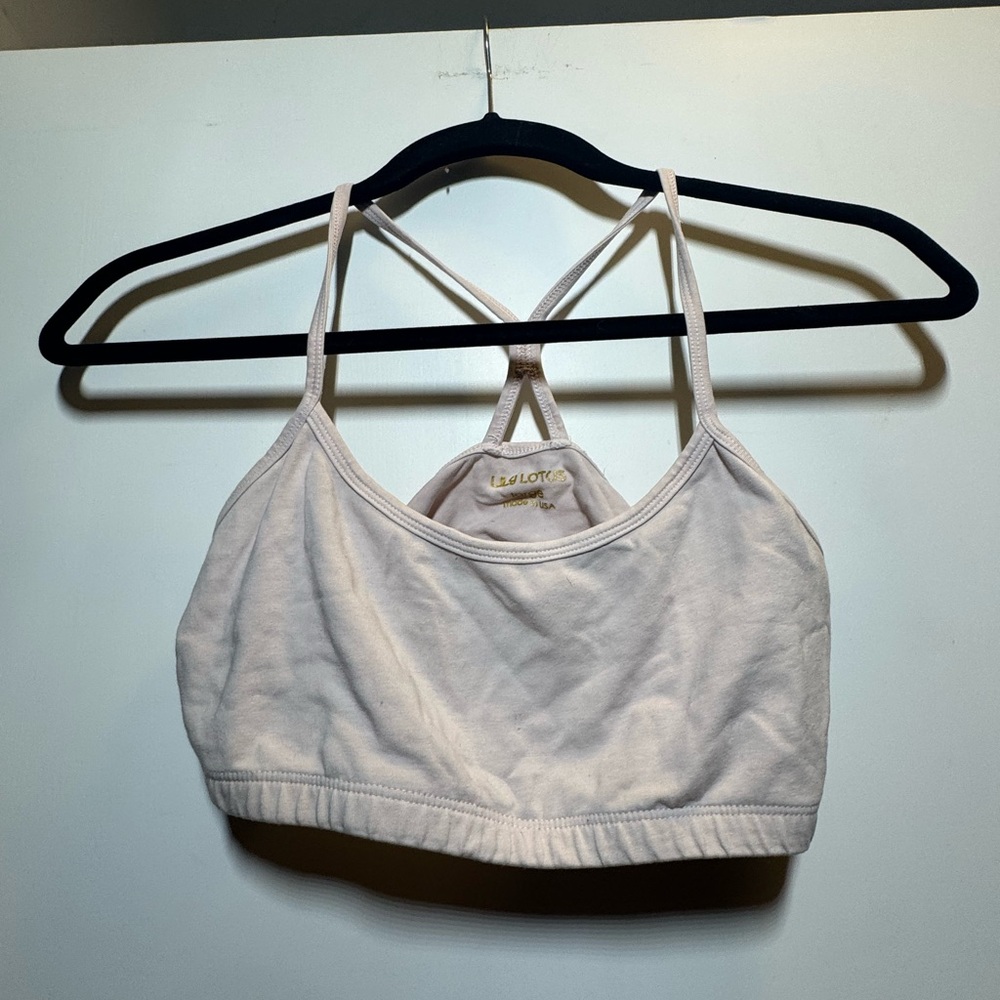 Lily Lotus Cream Sports Bra